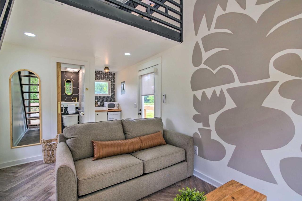 Chic Tiny Home Retreat About 2 Mi To Msu Campus! Starkville Bagian luar foto