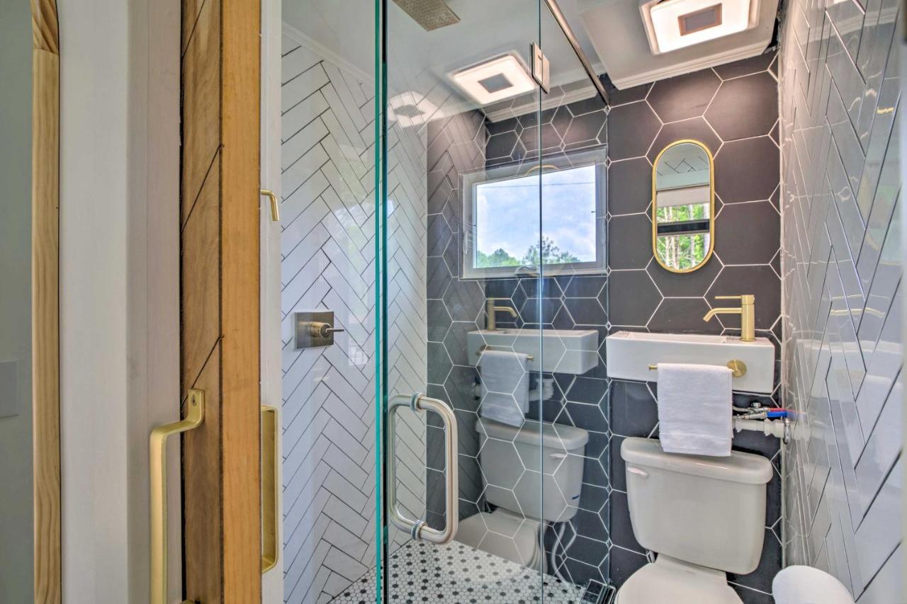 Chic Tiny Home Retreat About 2 Mi To Msu Campus! Starkville Bagian luar foto