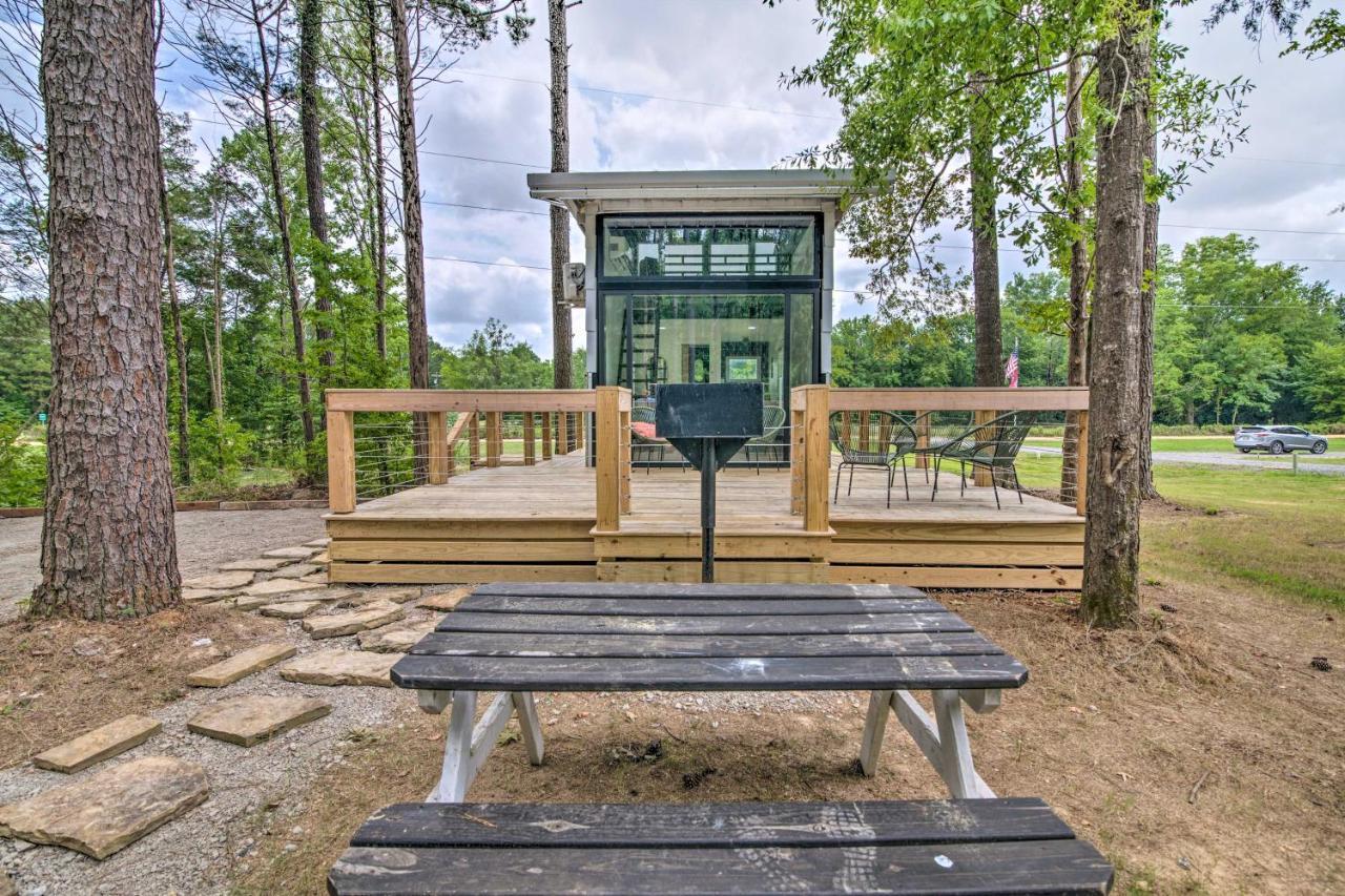 Chic Tiny Home Retreat About 2 Mi To Msu Campus! Starkville Bagian luar foto